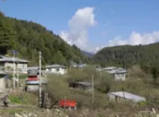 阿桑村（西藏自治区日喀则市亚东县下亚东乡下辖村）