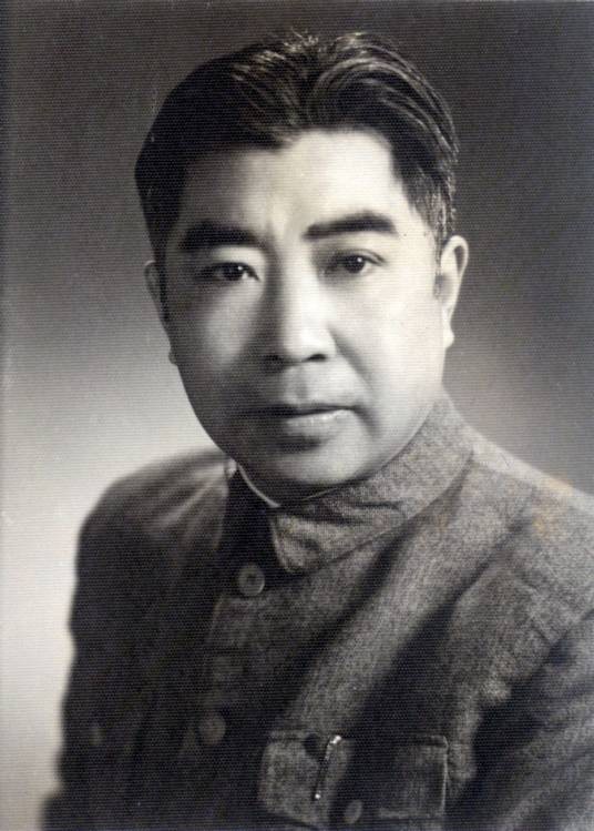 王逸(长春电影制片厂导演)
