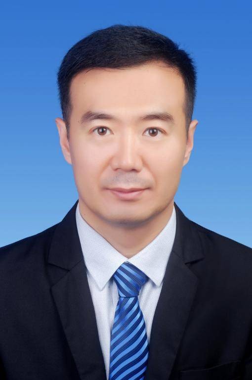张延平（广州大学科研处副处长）