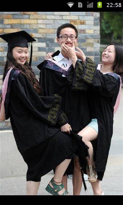 大学生另类毕业照