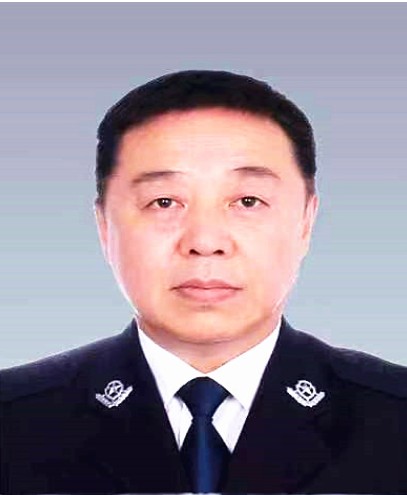 关学军（辽宁省沈阳市皇姑区副区长、区公安分局局长、区政府党组成员）