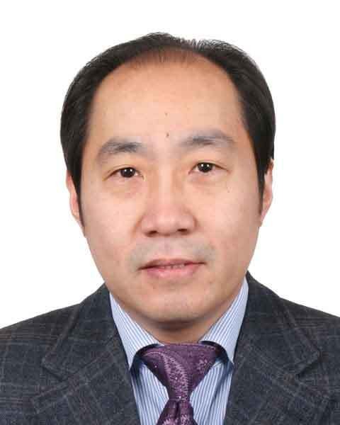 张卫东(中国医学科学院学部委员、中国医学科学院药用植物研究所执行所长,第二军医大学(海军军医大学)药学院教授)