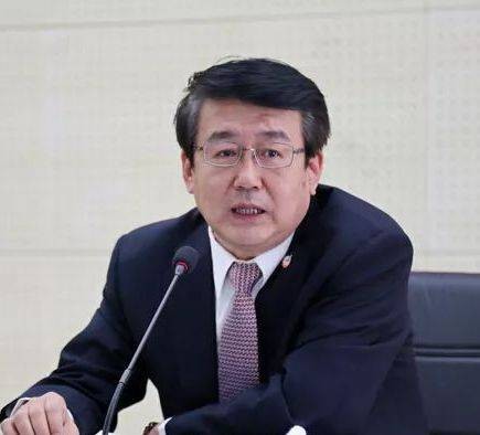 李耀(中国航空工业集团公司党组成员、总会计师)