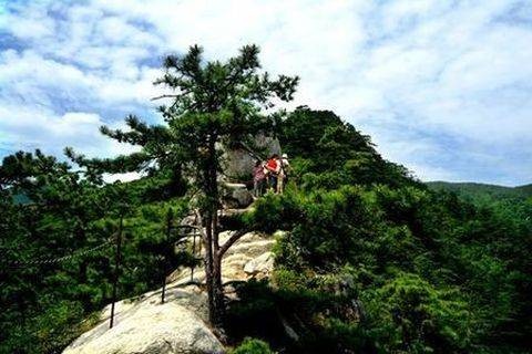 龙剑峰(安徽省六安市金寨县天堂寨景区)