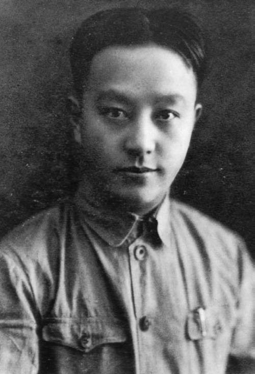 王明(中国共产党在土地革命战争时期“左”倾冒险主义和抗日战争时期右倾投降主义的主要代表人物)