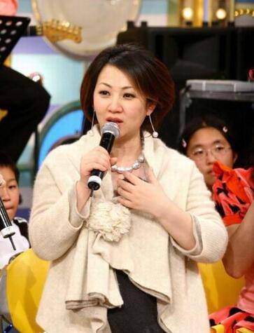 郁芳(中国女演员、五光十色助理、主持人)