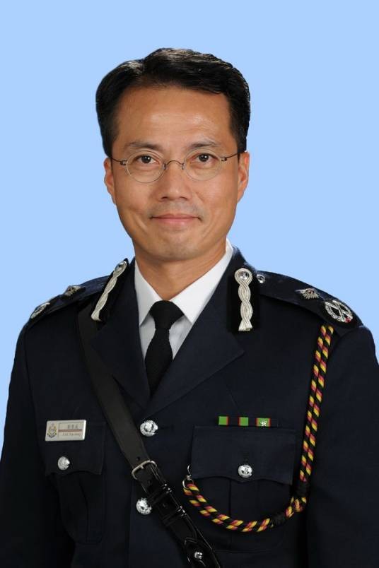 刘业成（第十四届全国政协委员，香港警务处副处长）