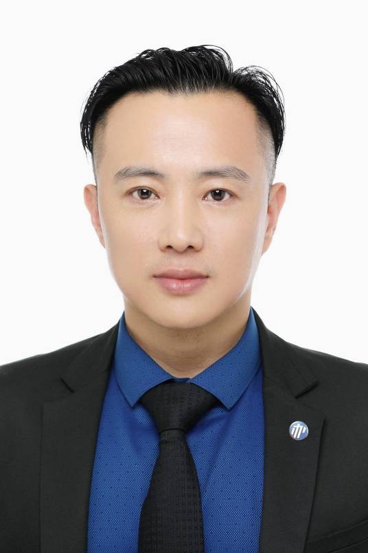 彭聪（顺利办董事长）