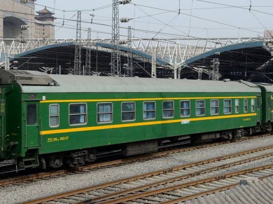 25B型客车