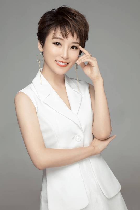 谢楠(中国内地女主持人、演员)