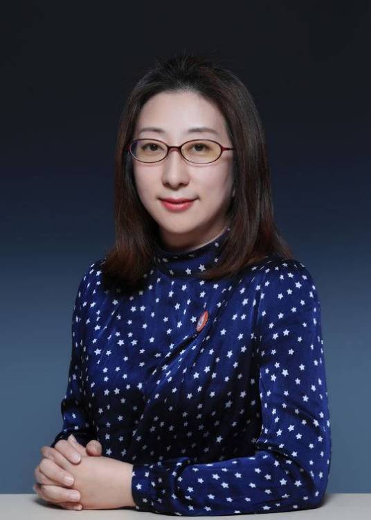 崔丽丽（上海财经大学数字经济系讲席教授、博士生导师，电子商务研究所执行所长）