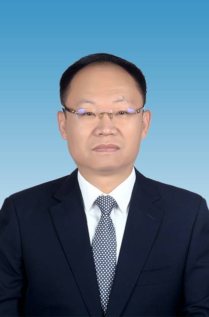 谢卫东（江西省赣州市政府党组成员、秘书长，市政府办公室党组书记）