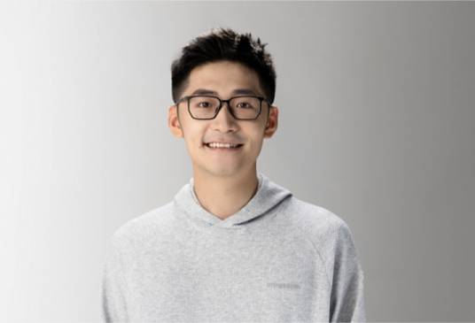 潘天鸿（影视飓风创始人、杭州星奥传媒有限公司法定代表人）