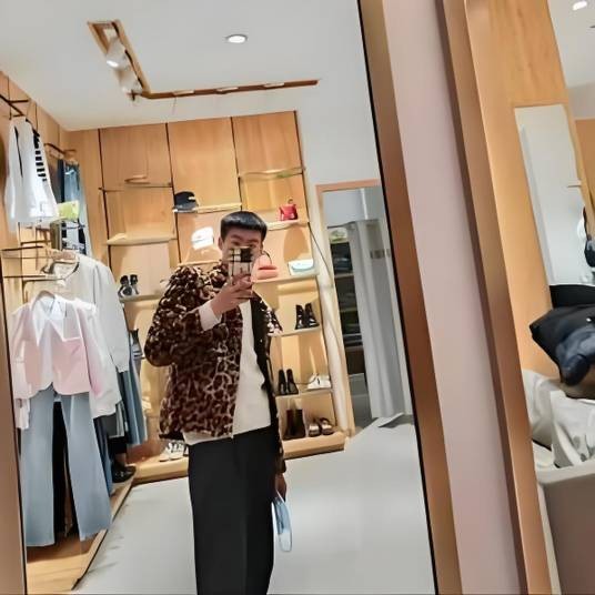 凯迪拉克追高铁男孩刘金辉小名阳娃