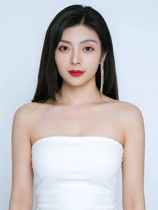 郑英俊（中国内地女演员）