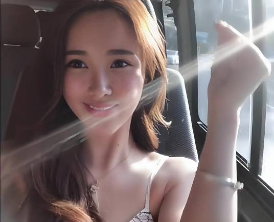 华伊沫 alisa