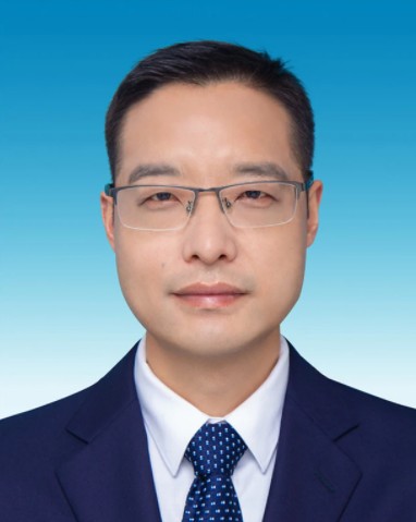 王冰（潜江市政府党组成员、副市长）