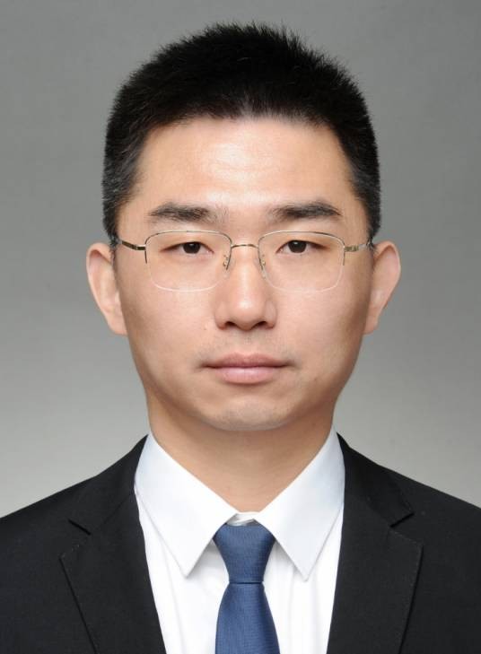 王军军（浙江省余姚工业园区党工委委员、管委会建设管理科科长）