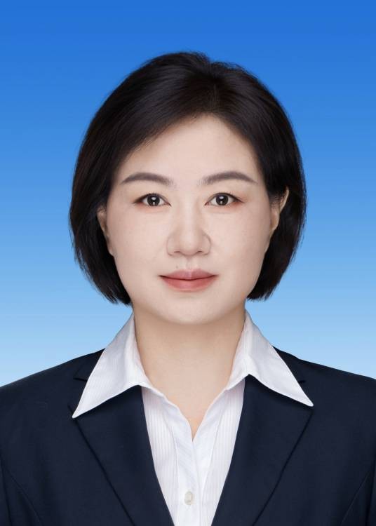 李艳（贵州省铜仁市石阡县委常委、县人民政府党组成员、副县长）