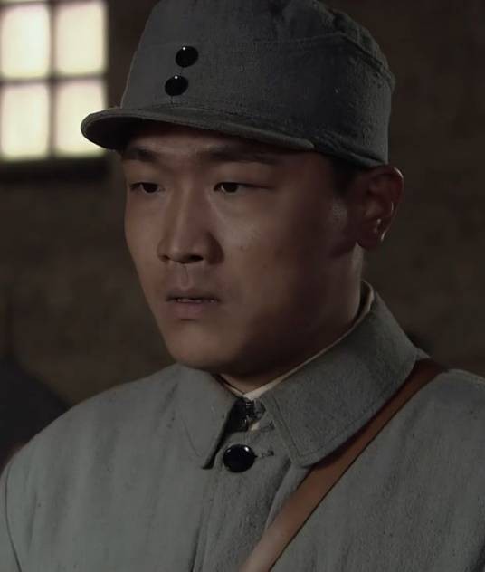 许光荣(电视剧《雪豹》及其翻拍版《新雪豹》(即《雪豹坚强岁月》)中的角色)