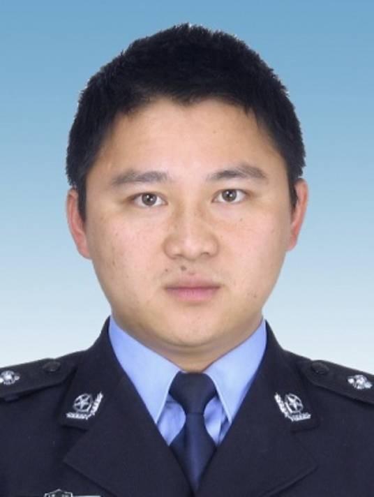李福民（福建省龙岩市公安局党委委员、副局长）