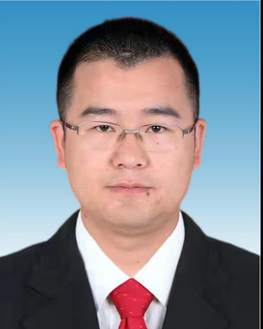李佳兴（黔西南布依族苗族自治州册亨县教育局党组书记）