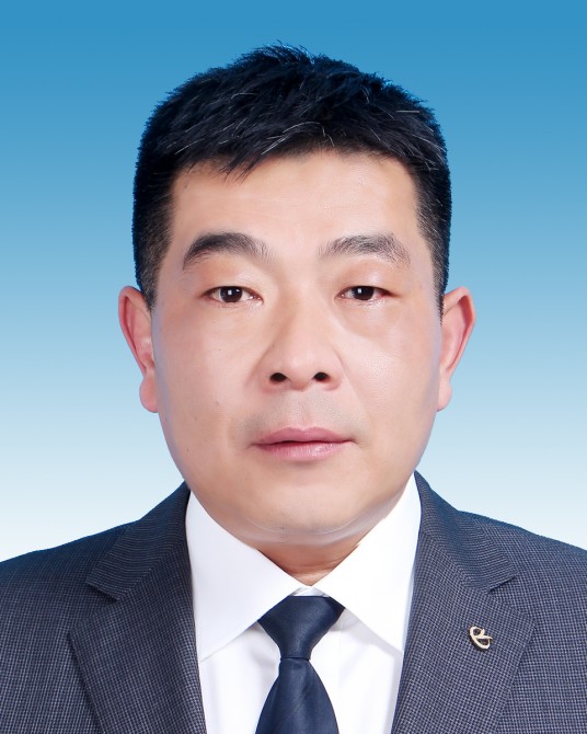 尹中华（山东省东阿县卫生健康局党组成员、副局长）