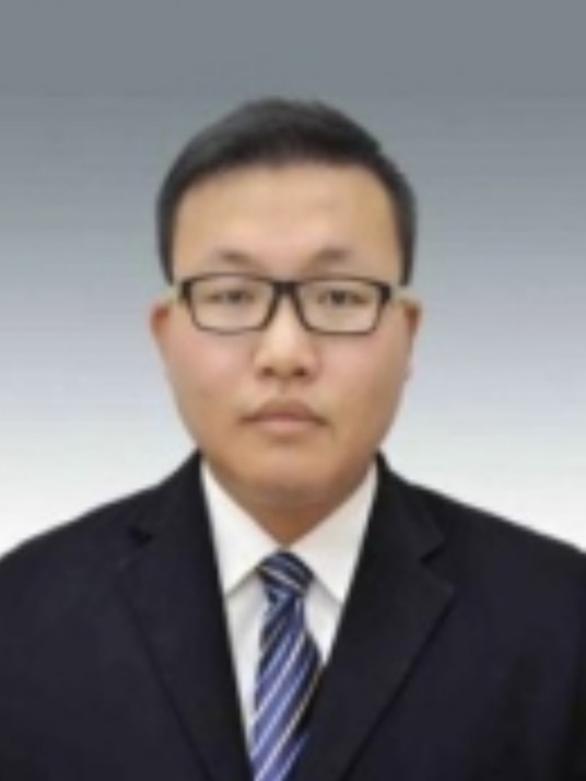 刘明柱(山东省荣成市宁津街道党工委副书记、办事处主任)