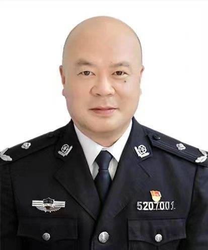 夏琨（贵州省第一女子监狱党委副书记、政委）