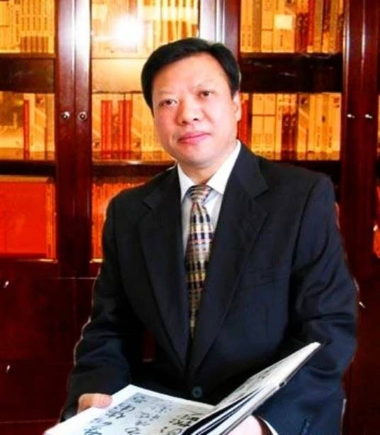 胡昌华（书法家，湖南师范大学专职书法教师）