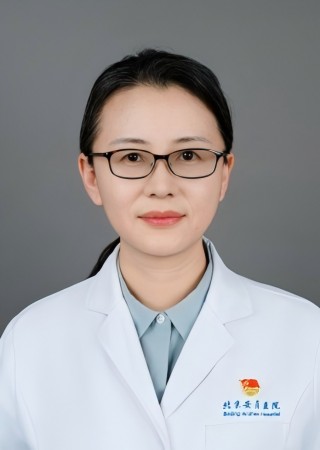 潘丽丽(首都医科大学附属北京安贞医院风湿免疫科主任医师)