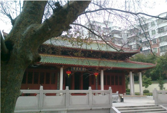 岭东语