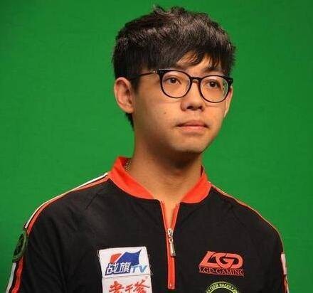 路垚（电子竞技选手）