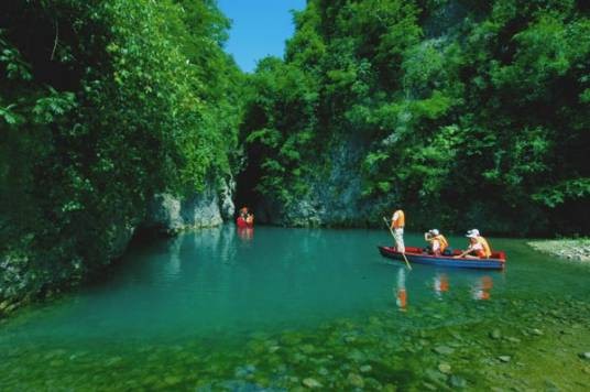 龙潭河（湖北省英山县龙潭河）