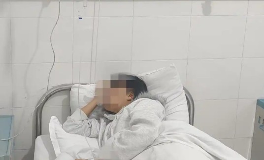 10·23普定女生被同学家长殴打事件