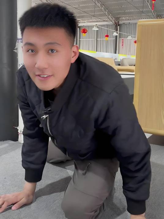 保定小鱼儿旧货市场