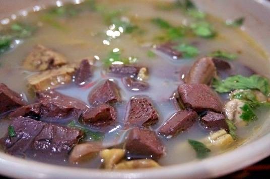 三鲜鸡血汤
