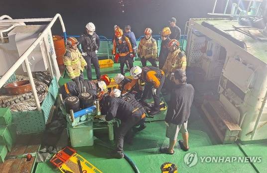 11·8韩国渔船沉没事故