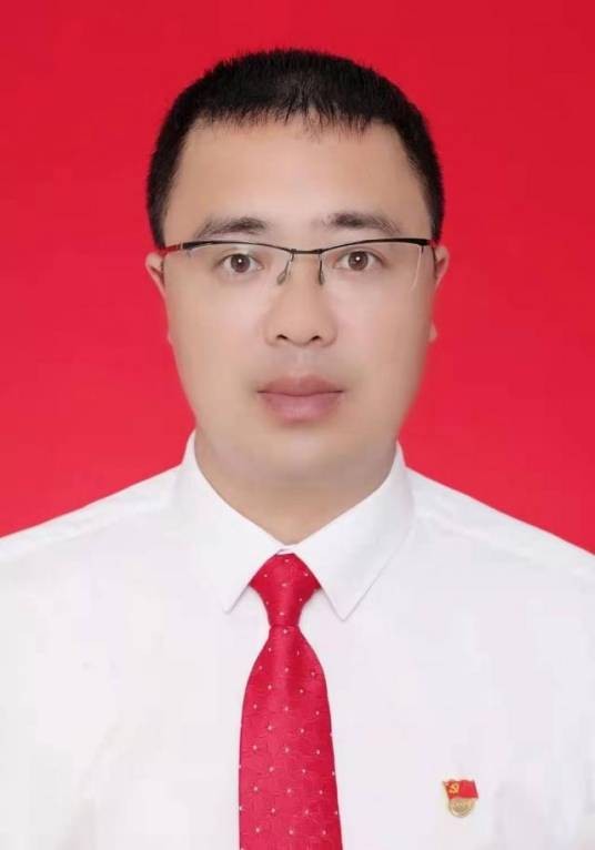 邱爱华（江西省吉安市万安县住房和城乡建设局党委书记、局长）