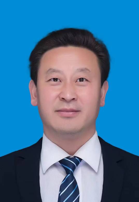 李占峰（河南省济源产城融合示范区文化广电和旅游局党组成员）
