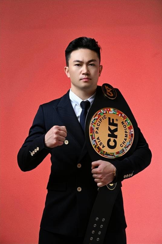 蔡霖（国家级武术散打运动健将）