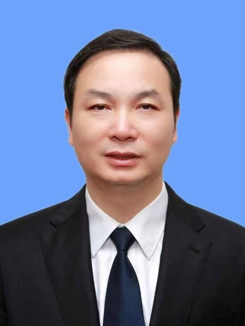 万海峰（江西省抚州市政府党组成员、副市长，市公安局党委书记、局长、督察长）