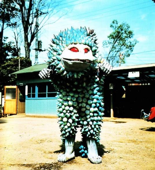邓坎(日本特摄剧《奥特曼》系列中登场的怪兽)
