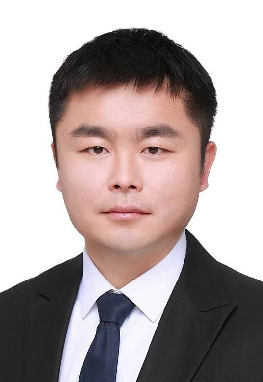 曹思源（长春吉大正元信息技术股份有限公司副总裁、长春吉大正元信息安全技术有限公司董事长兼总经理）