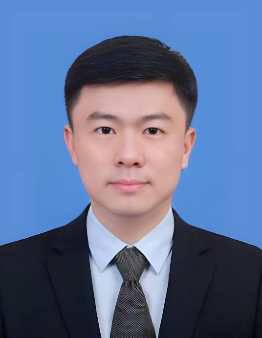 王挺（海南省临高县委副书记，县人民政府县长）