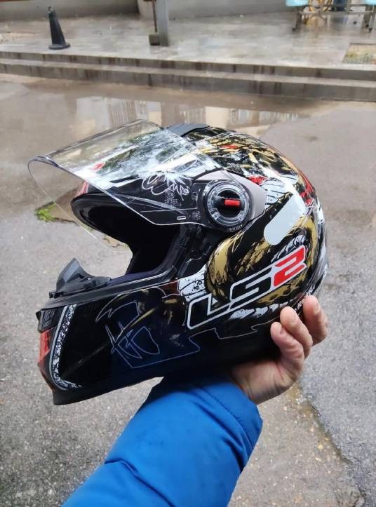 LS2