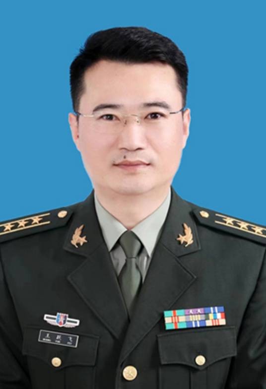 王跃飞（江苏省昆山市委常委，市人民武装部政治委员）