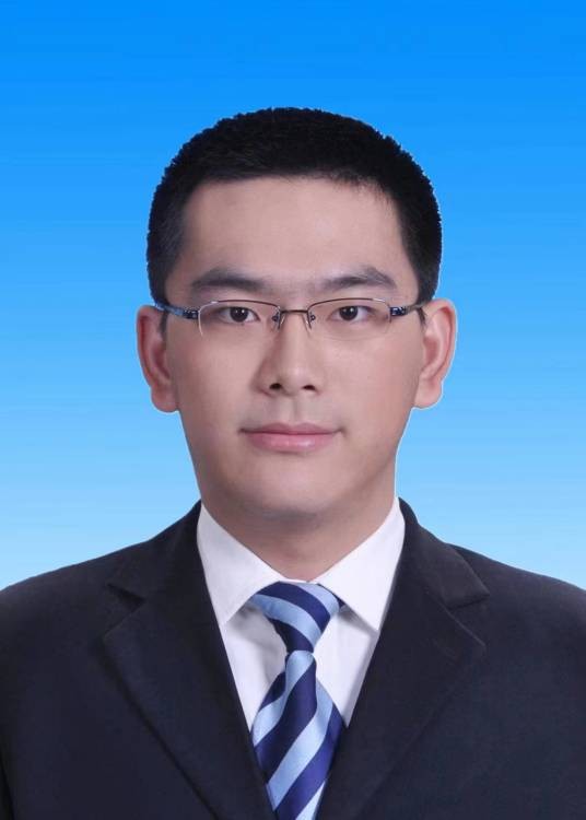 窦文博（内蒙古自治区赤峰市巴林右旗人民政府原副旗长）