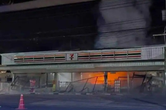 8·22泰国连环纵火和爆炸事件