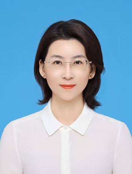 李安华（辽宁省葫芦岛市建昌县教育局党组成员、副局长）